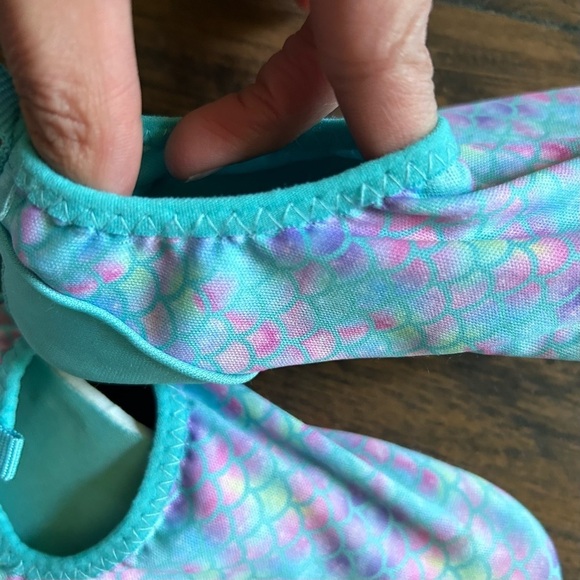 Girls Water Shoes - Picture 5 of 5